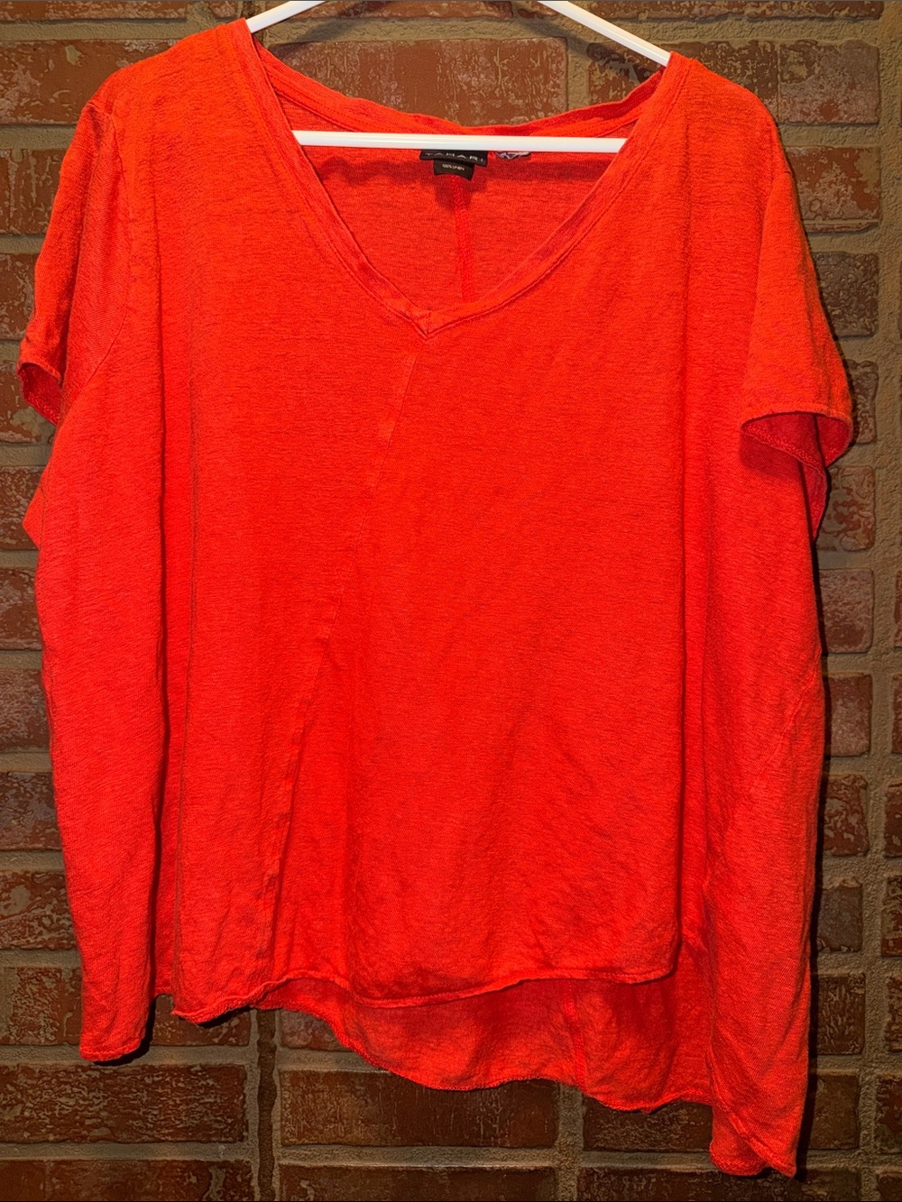 3/$15 Tahari shirt L